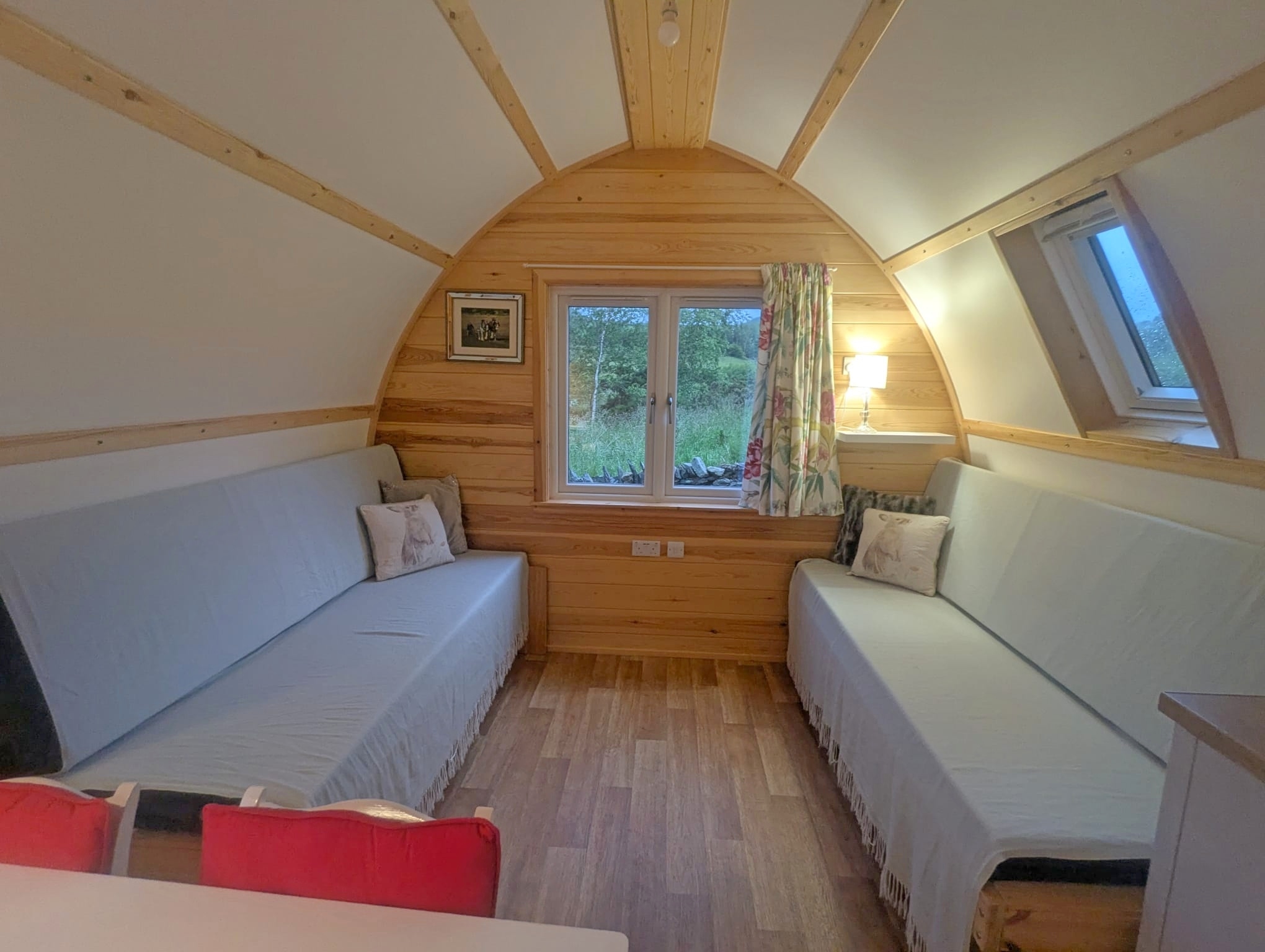 Glamping lodge in the lakes - sofabeds